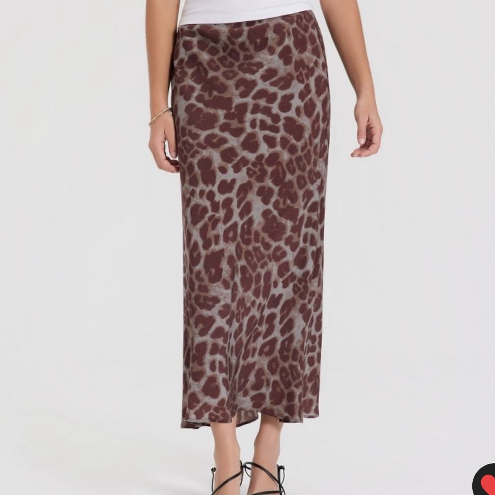 A New Day gray leopard print midi skirt